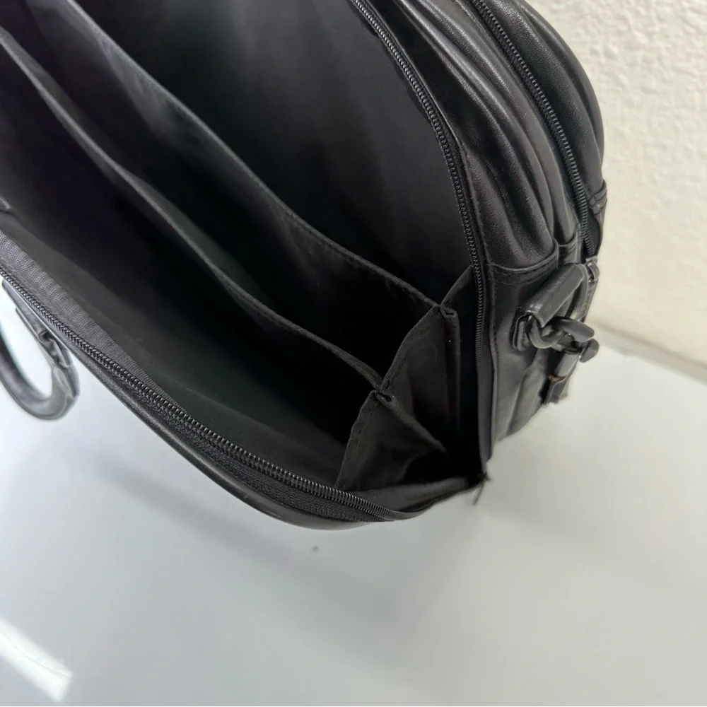 SATCHI genuine black leather messenger bag unisex academia